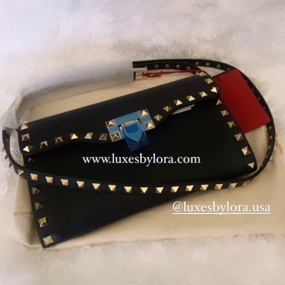 ♥️SOLD♥️Valentino Garavani Mini Rockstud Crossbody Bag
